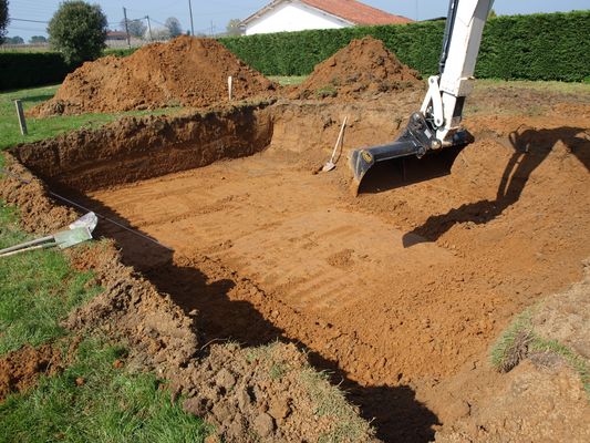 Terrassier à Communay